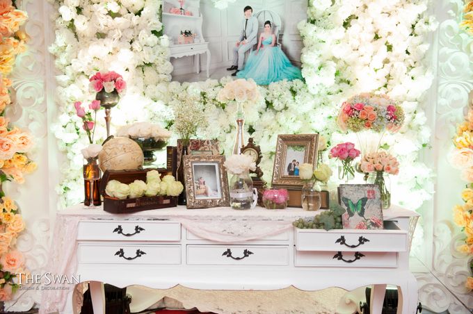 The Wedding of Ari and Wawa at Doubletree Hotel by Hilton by The Swan Decoration - 003 The Wedding of Ari and Wawa at Doubletree Hotel by Hilton by The Swan Decoration - 003