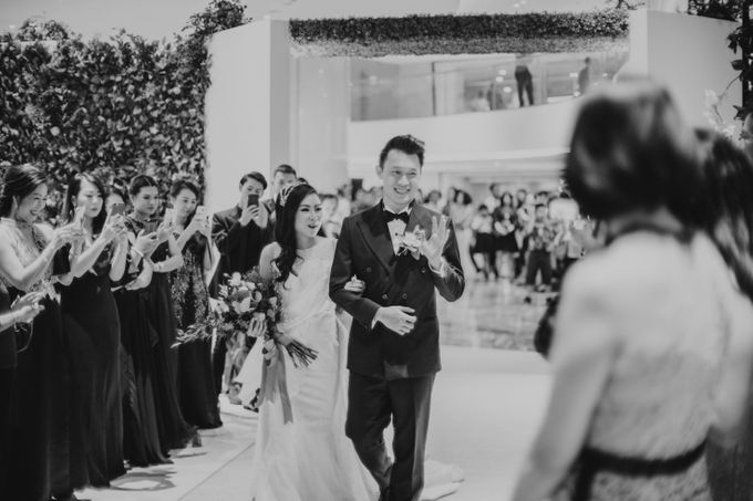 Raymond & Leonie Wedding Day by Wong Hang Distinguished Tailor - 023