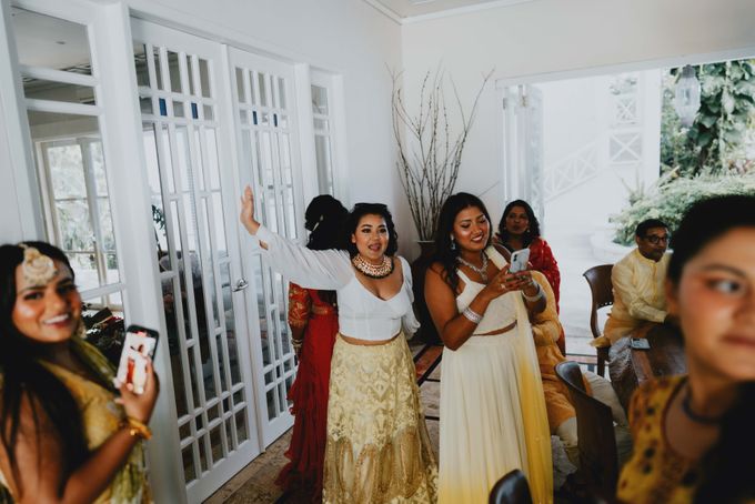 Shreya & Alin Mehendi Wedding at Villa Puri Nirwana Bali by AKSA Creative - 039 Shreya & Alin Mehendi Wedding at Villa Puri Nirwana Bali by AKSA Creative - 039