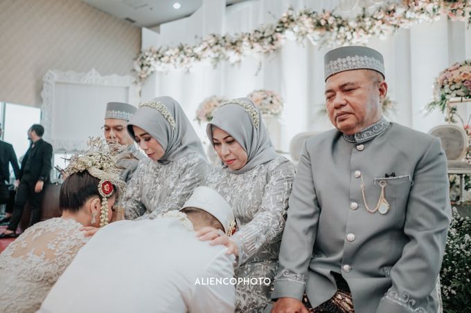 SOVEREIGN PLAZA WEDDING OF ADINE & BASKORO by alienco photography - 017 SOVEREIGN PLAZA WEDDING OF ADINE & BASKORO by alienco photography - 017