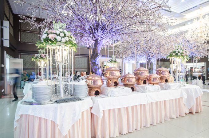 Fafa & eca decoration wedding reception by PUSPITA SAWARGI (wedding and catering service) - 009 Fafa & eca decoration wedding reception by PUSPITA SAWARGI (wedding and catering service) - 009