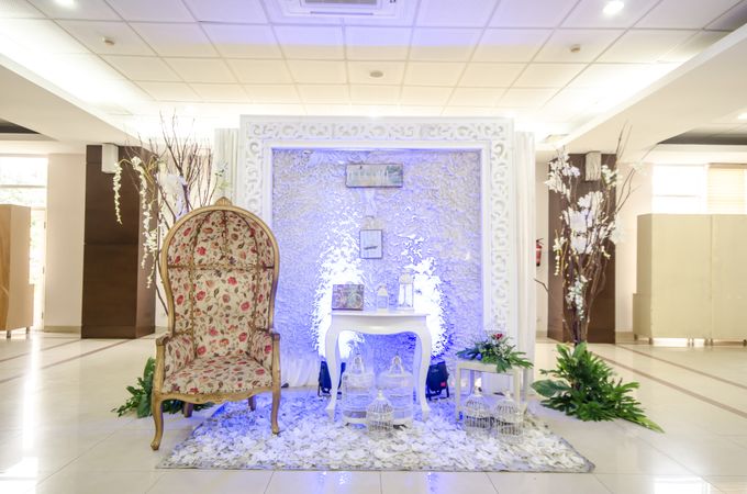 Fafa & eca decoration wedding reception by PUSPITA SAWARGI (wedding and catering service) - 011 Fafa & eca decoration wedding reception by PUSPITA SAWARGI (wedding and catering service) - 011