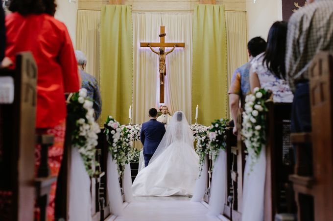 THE WEDDING OF ROCKY & DEASY by Alluvio - 001 THE WEDDING OF ROCKY & DEASY by Alluvio - 001