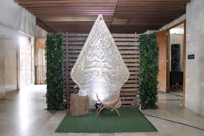 yoga & riva decoration by Our Wedding & Event Organizer - 006