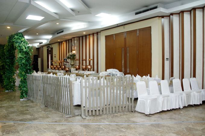 yoga & riva decoration by Our Wedding & Event Organizer - 013