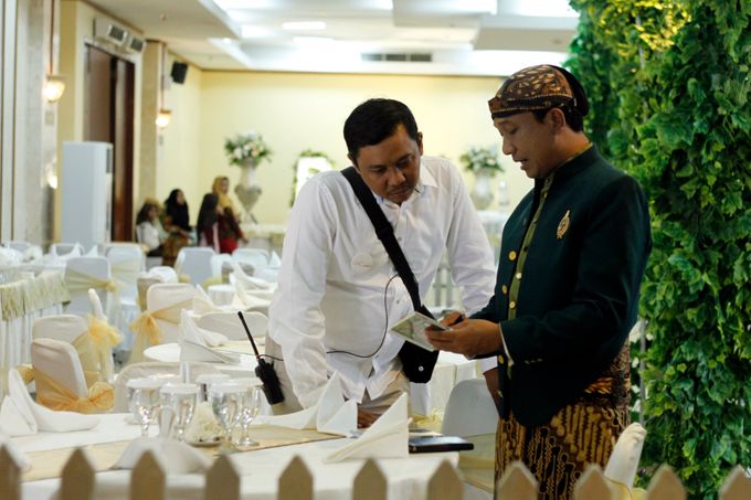 our team from the wedding of yoga & riva wedding by Our Wedding & Event Organizer - 008 our team from the wedding of yoga & riva wedding by Our Wedding & Event Organizer - 008