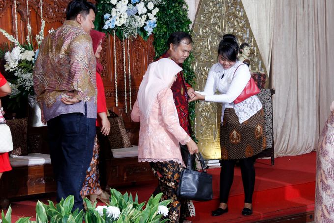 our team from the wedding of yoga & riva wedding by Our Wedding & Event Organizer - 038 our team from the wedding of yoga & riva wedding by Our Wedding & Event Organizer - 038