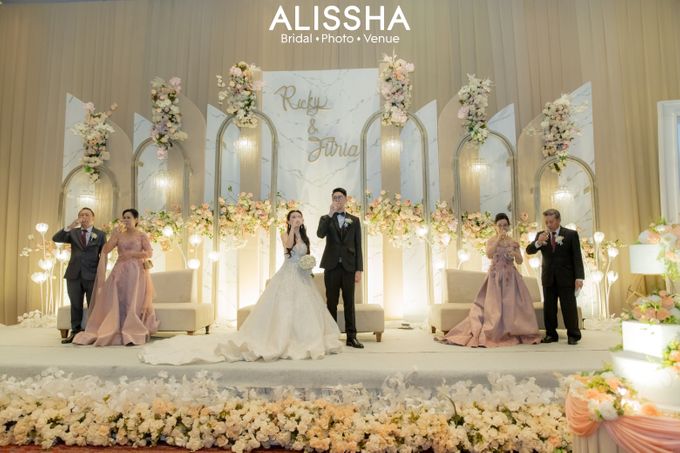 Wedding Day Fitria-Ricky Novotel Mangga Dua by Alissha Bride - 012