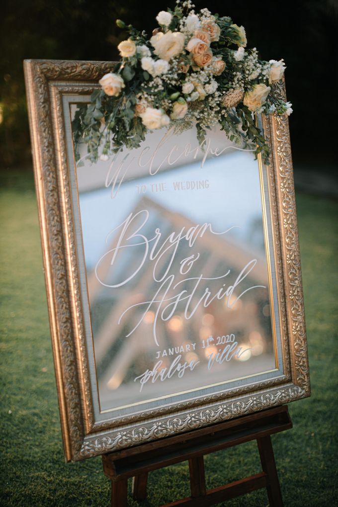 Wedding Briyan & Astrid by Bali Izatta Wedding Planner & Wedding Florist Decorator - 011 Wedding Briyan & Astrid by Bali Izatta Wedding Planner & Wedding Florist Decorator - 011