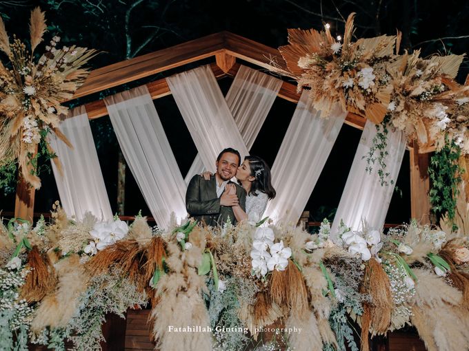 Rara & Deva - Wedding Reception by Patron Wedding Organizer Yogyakarta - 049 Rara & Deva - Wedding Reception by Patron Wedding Organizer Yogyakarta - 049