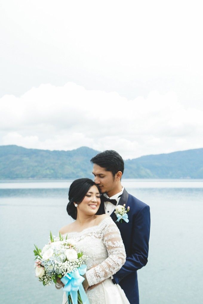 Lambok & Sarah - A Beautiful Lakeside wedding by Jivo Huseri Film - 014