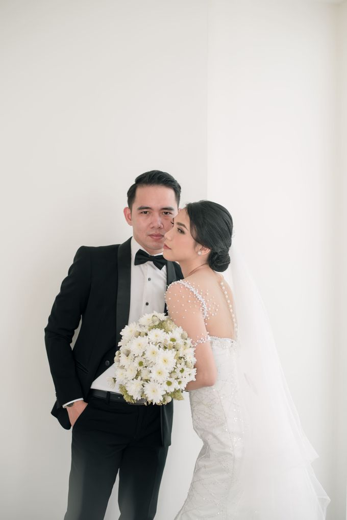The Wedding of Elya & Raynhard at HARRIS Suites fX Sudirman - Jakarta by Warna Project - 021 The Wedding of Elya & Raynhard at HARRIS Suites fX Sudirman - Jakarta by Warna Project - 021