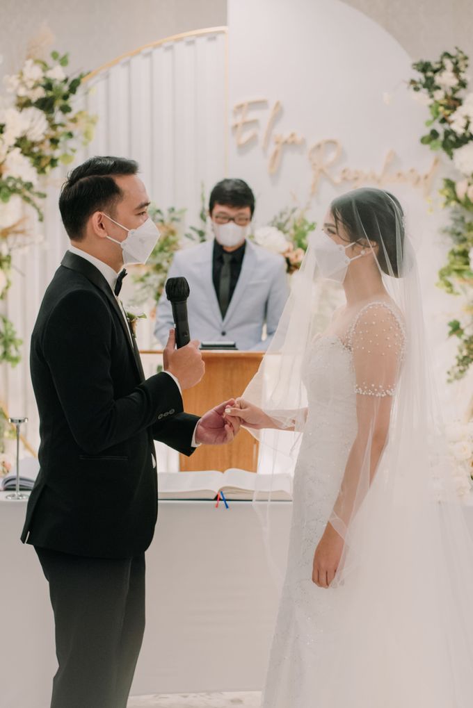 The Wedding of Elya & Raynhard at HARRIS Suites fX Sudirman - Jakarta by Warna Project - 028 The Wedding of Elya & Raynhard at HARRIS Suites fX Sudirman - Jakarta by Warna Project - 028