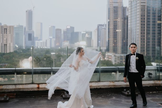 The Wedding of Elya & Raynhard at HARRIS Suites fX Sudirman - Jakarta by Warna Project - 035 The Wedding of Elya & Raynhard at HARRIS Suites fX Sudirman - Jakarta by Warna Project - 035