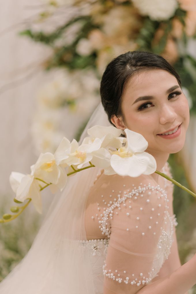 The Wedding of Elya & Raynhard at HARRIS Suites fX Sudirman - Jakarta by Warna Project - 041 The Wedding of Elya & Raynhard at HARRIS Suites fX Sudirman - Jakarta by Warna Project - 041