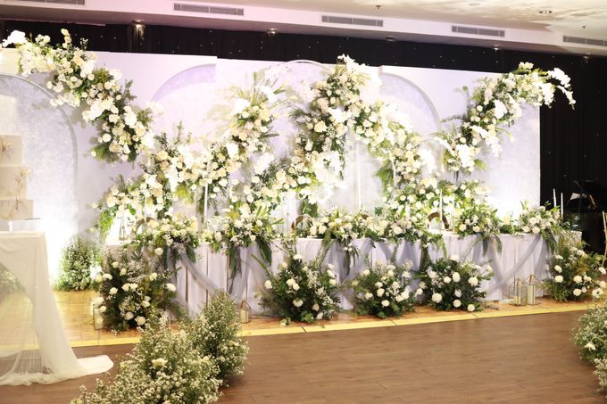 Intimate Jazz Entertainment Wedding at Ritz Carlton Pacific Place Jakarta by Double V by Everglow Pagar Ayu - 021 Intimate Jazz Entertainment Wedding at Ritz Carlton Pacific Place Jakarta by Double V by Everglow Pagar Ayu - 021