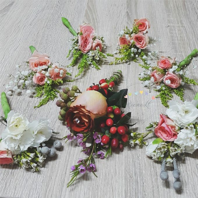 Boutonnière /Corsage by Roseveelt Florist - 005 Boutonnière /Corsage by Roseveelt Florist - 005