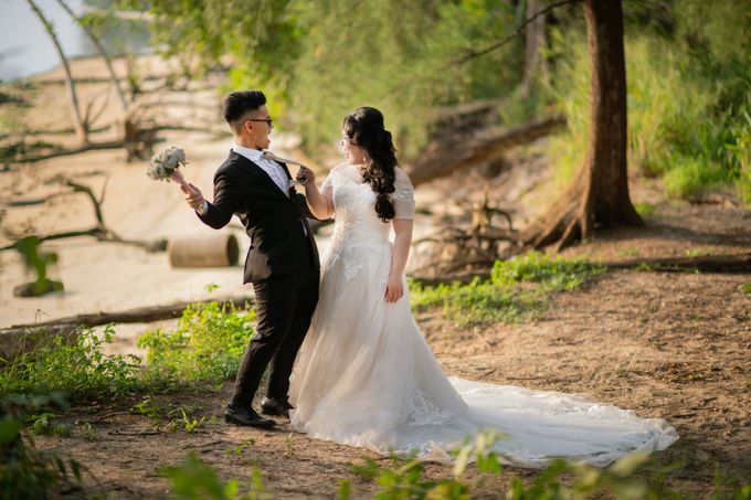 Coney Island Pre-Wedding Shoot by GrizzyPix Photography - 005