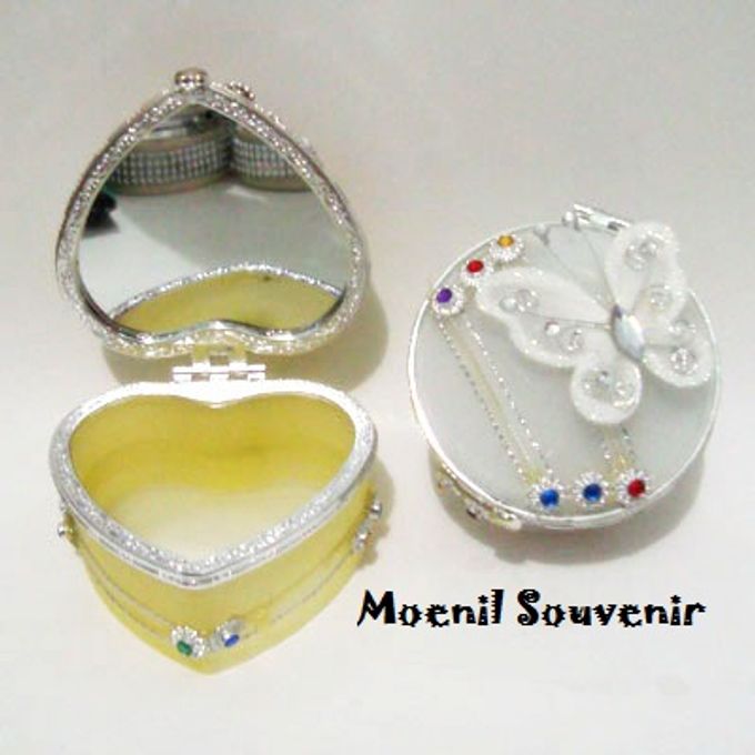 Souvenir Unik dan Murah by Moenil Souvenir - 206 Souvenir Unik dan Murah by Moenil Souvenir - 206