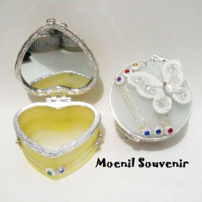 Souvenir Unik dan Murah by Moenil Souvenir - 206