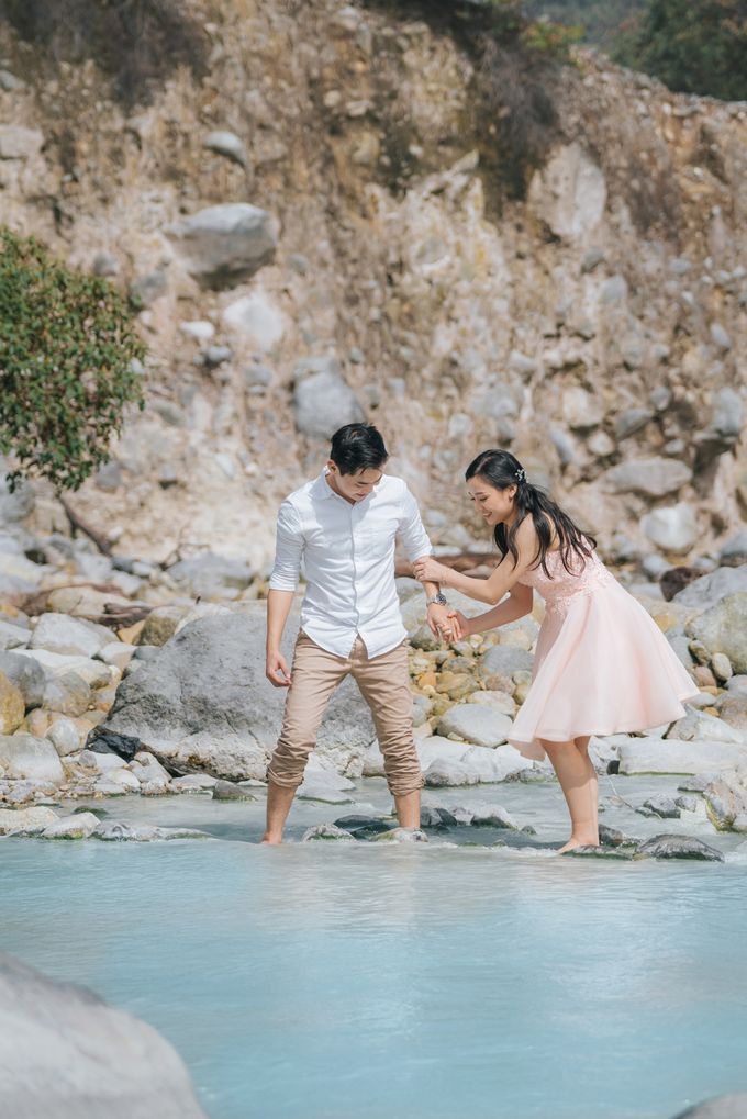 Rikky & Dewi Prewedding by GoFotoVideo - 012 Rikky & Dewi Prewedding by GoFotoVideo - 012