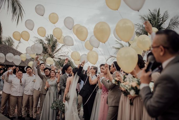 Wedding Aprilia & Jerry by Bali Izatta Wedding Planner & Wedding Florist Decorator - 006 Wedding Aprilia & Jerry by Bali Izatta Wedding Planner & Wedding Florist Decorator - 006