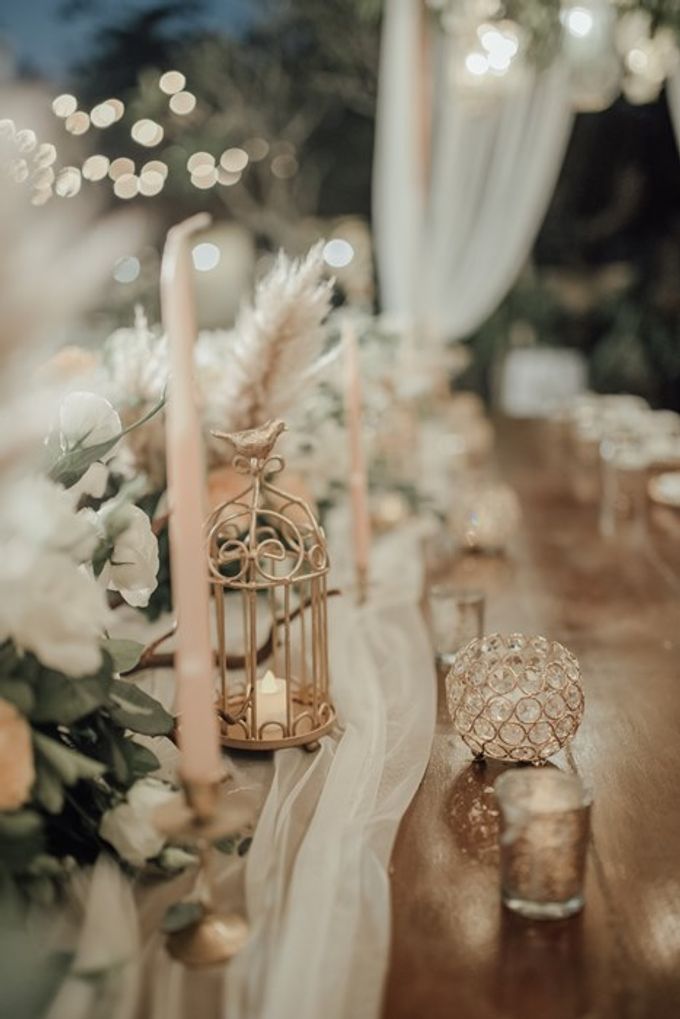 Wedding Aprilia & Jerry by Bali Izatta Wedding Planner & Wedding Florist Decorator - 013 Wedding Aprilia & Jerry by Bali Izatta Wedding Planner & Wedding Florist Decorator - 013