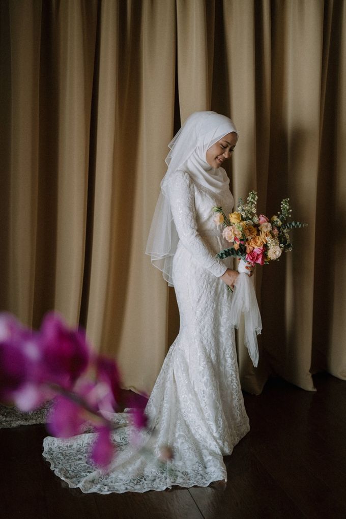 AMEERUL MUNIRA - THE EDGE by The edge - 015