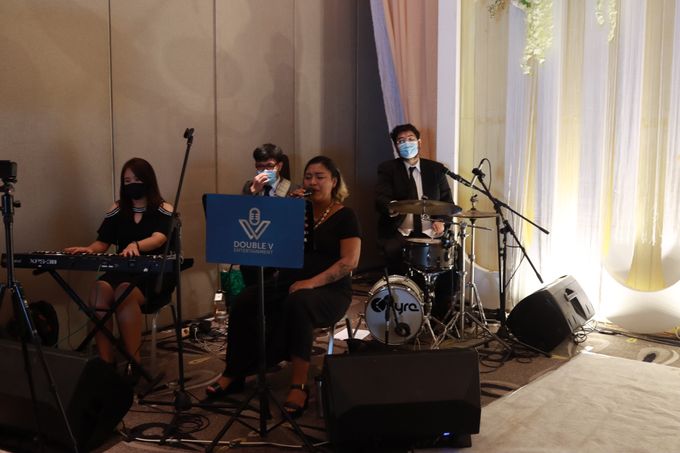 Lounge Jazz wedding band at Double Tree Jakarta by Double V Entertainment by Double V Entertainment - 007