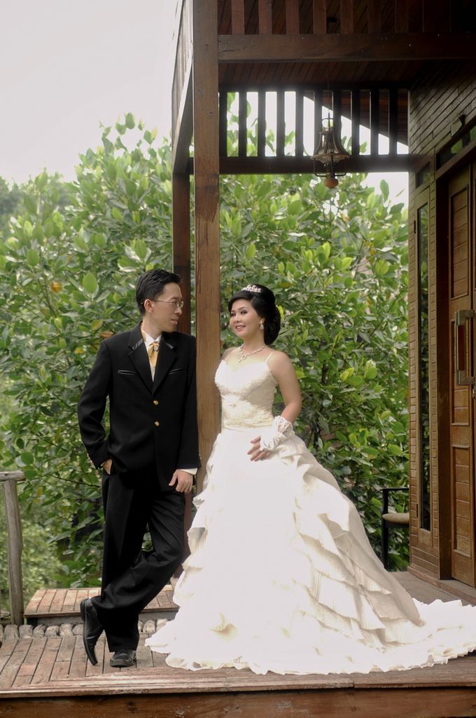 tks to arief & claudia by thu six bridal & photography - 009