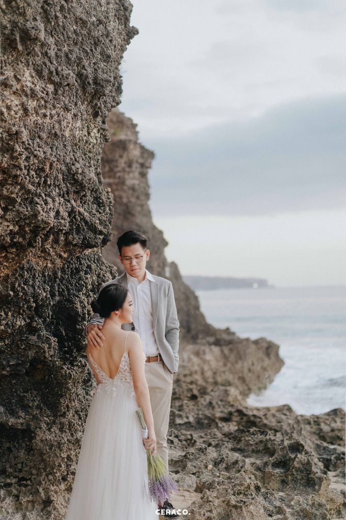 Bali Pre-wedding of Ardy & Devy by Ivy Sie Atelier - 006