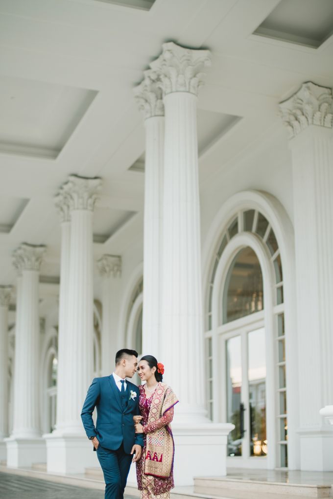 Adrian & Desi Wedding Day by THE TRIBRATA Darmawangsa Jakarta - 021