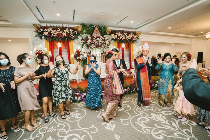 Adrian & Desi Wedding Day by THE TRIBRATA Darmawangsa Jakarta - 014 Adrian & Desi Wedding Day by THE TRIBRATA Darmawangsa Jakarta - 014