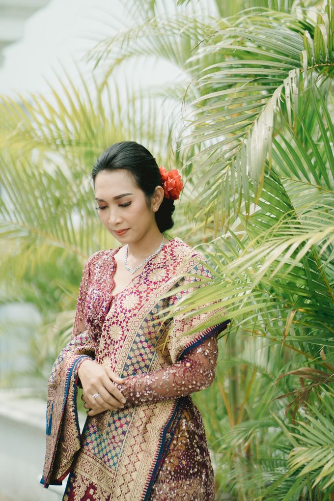 Adrian & Desi Wedding Day by THE TRIBRATA Darmawangsa Jakarta - 005