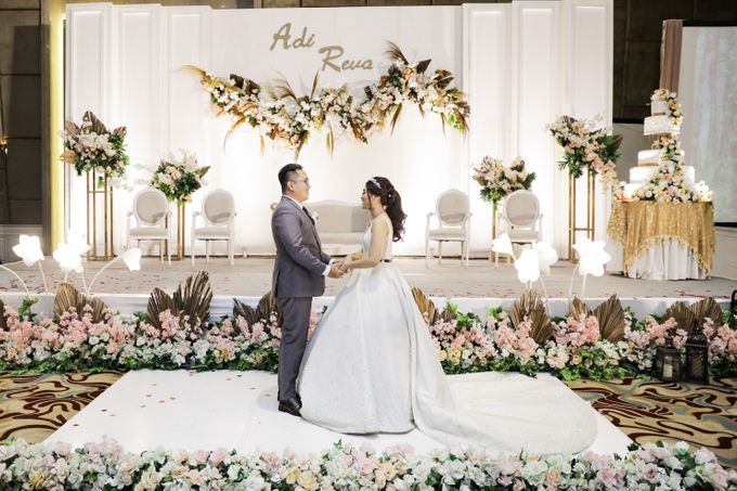 Wedding Of Adi & Reva by Ohana Enterprise - 014