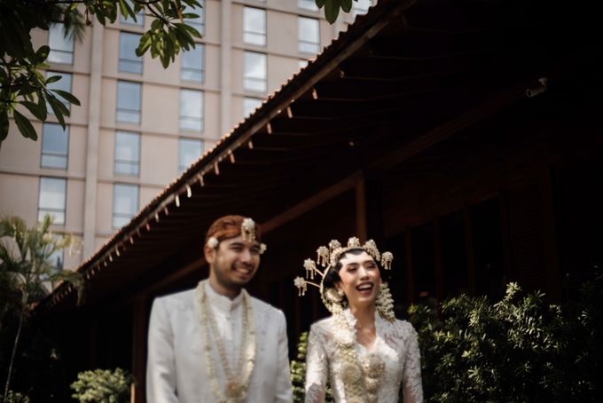 Adinda & Akbar Wedding at Sultan Hotel Jakarta by AKSA Creative - 001