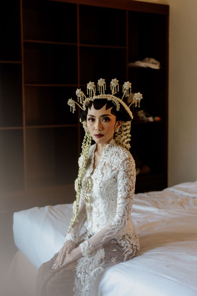 Adinda & Akbar Wedding at Sultan Hotel Jakarta by AKSA Creative - 024