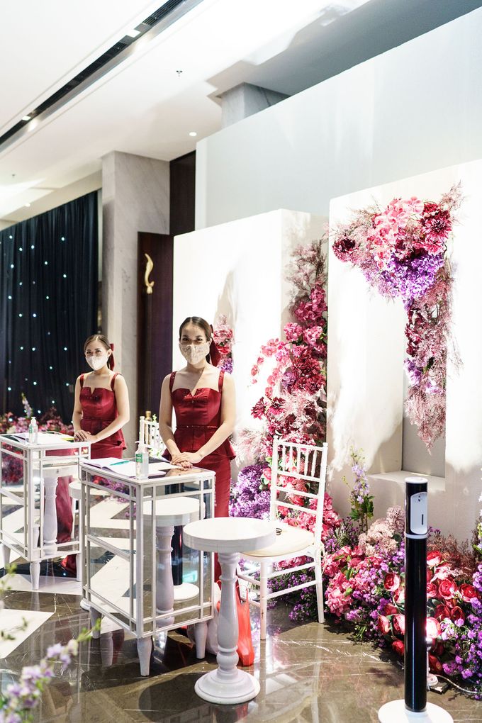 Adi & Yeyen Wedding Decoration at Pullman Jasmine by Pullman Bandung Grand Central - 010 Adi & Yeyen Wedding Decoration at Pullman Jasmine by Pullman Bandung Grand Central - 010