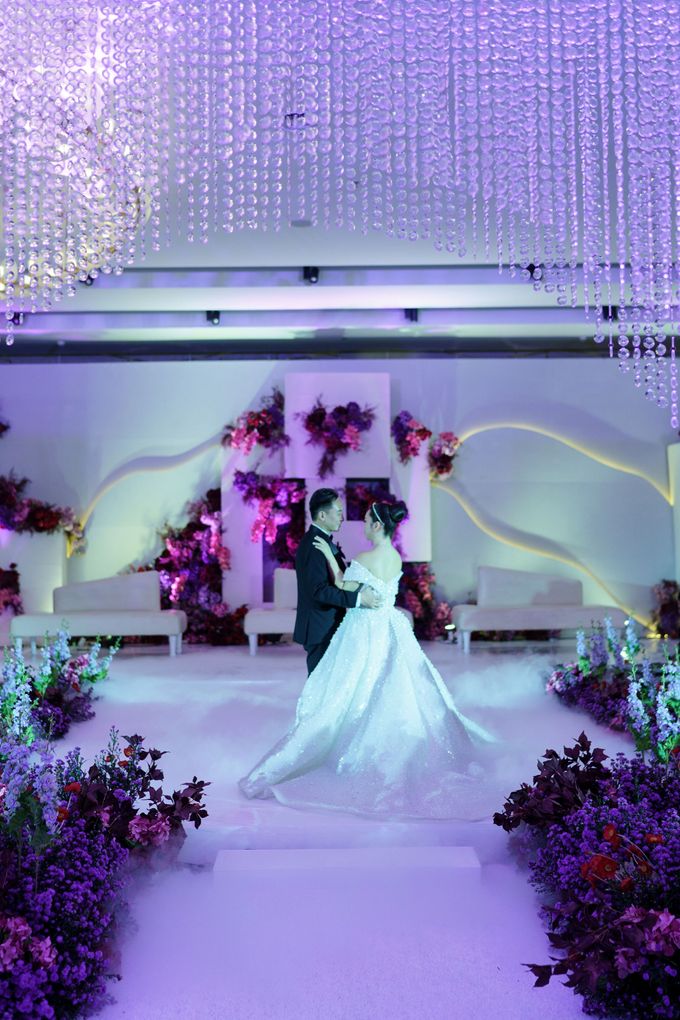 Adi & Yeyen Wedding Decoration at Pullman Jasmine by Pullman Bandung Grand Central - 044 Adi & Yeyen Wedding Decoration at Pullman Jasmine by Pullman Bandung Grand Central - 044
