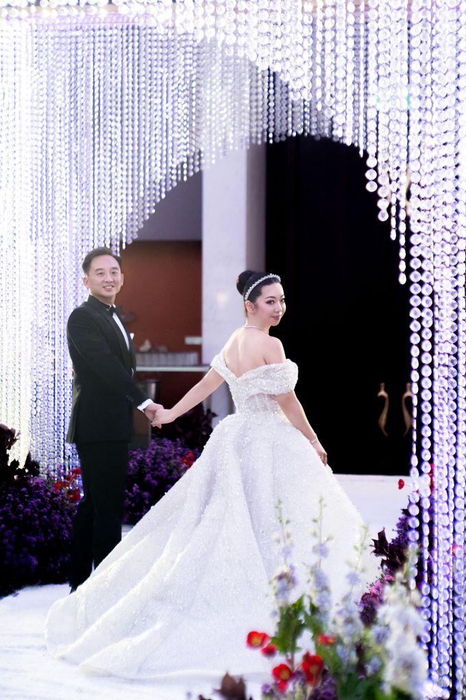 Adi & Yeyen Wedding Decoration at Pullman Jasmine by Pullman Bandung Grand Central - 050 Adi & Yeyen Wedding Decoration at Pullman Jasmine by Pullman Bandung Grand Central - 050
