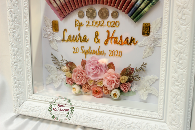 Classic White Laura & Hasan by Bumi Hantaran - 012