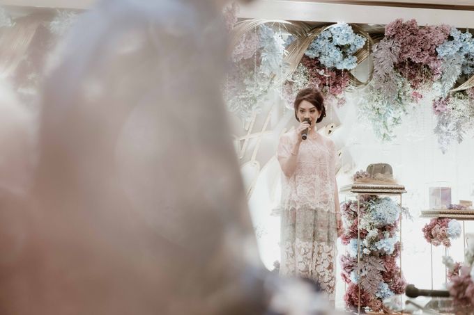 Hugo & Nicole Engagement at Shangri-La Hotel Jakarta by AKSA Creative - 019 Hugo & Nicole Engagement at Shangri-La Hotel Jakarta by AKSA Creative - 019