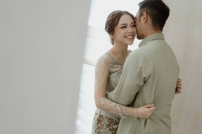 Hugo & Nicole Engagement at Shangri-La Hotel Jakarta by AKSA Creative - 023