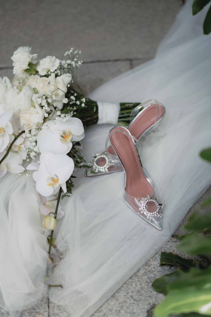 Piero & Violetta Wedding at Tirtha Uluwatu Bali by Prabha MUA - 047 Piero & Violetta Wedding at Tirtha Uluwatu Bali by Prabha MUA - 047