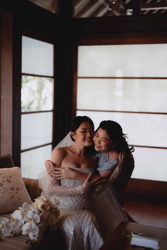 Piero & Violetta Wedding at Tirtha Uluwatu Bali by Prabha MUA - 035 Piero & Violetta Wedding at Tirtha Uluwatu Bali by Prabha MUA - 035