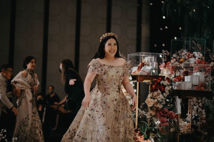 Maudy & Christian Engagement Decoration at Trans Luxury Hotel Ballroom by Valentine Wedding Decoration - 006 Maudy & Christian Engagement Decoration at Trans Luxury Hotel Ballroom by Valentine Wedding Decoration - 006