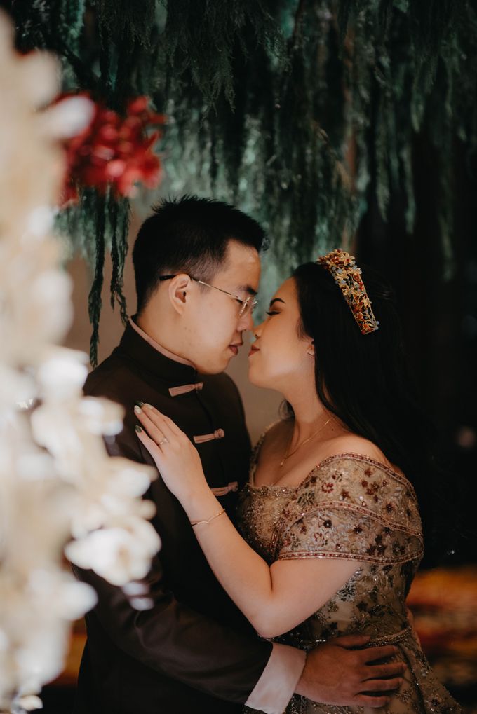 Maudy & Christian Engagement Decoration at Trans Luxury Hotel Ballroom by Valentine Wedding Decoration - 015 Maudy & Christian Engagement Decoration at Trans Luxury Hotel Ballroom by Valentine Wedding Decoration - 015