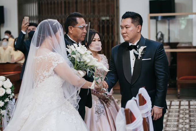 Evan & Brigita Wedding at Hilton by PRIDE Organizer - 013 Evan & Brigita Wedding at Hilton by PRIDE Organizer - 013