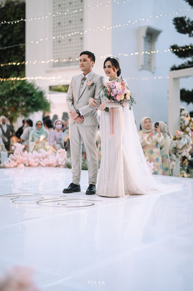 Devi & Anggi Wedding Decoration at Gedong Putih by Valentine Wedding Decoration - 010 Devi & Anggi Wedding Decoration at Gedong Putih by Valentine Wedding Decoration - 010