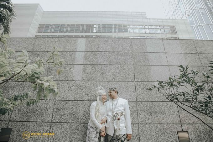 The Sacred moment of Nadia & Didit Akad by Wong Akbar Photography - 011